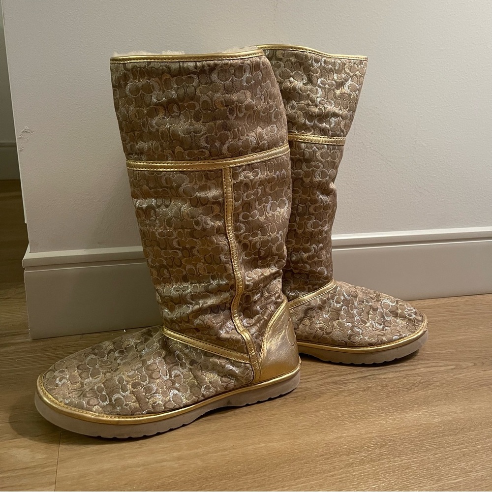Coach Winter Boots size 8